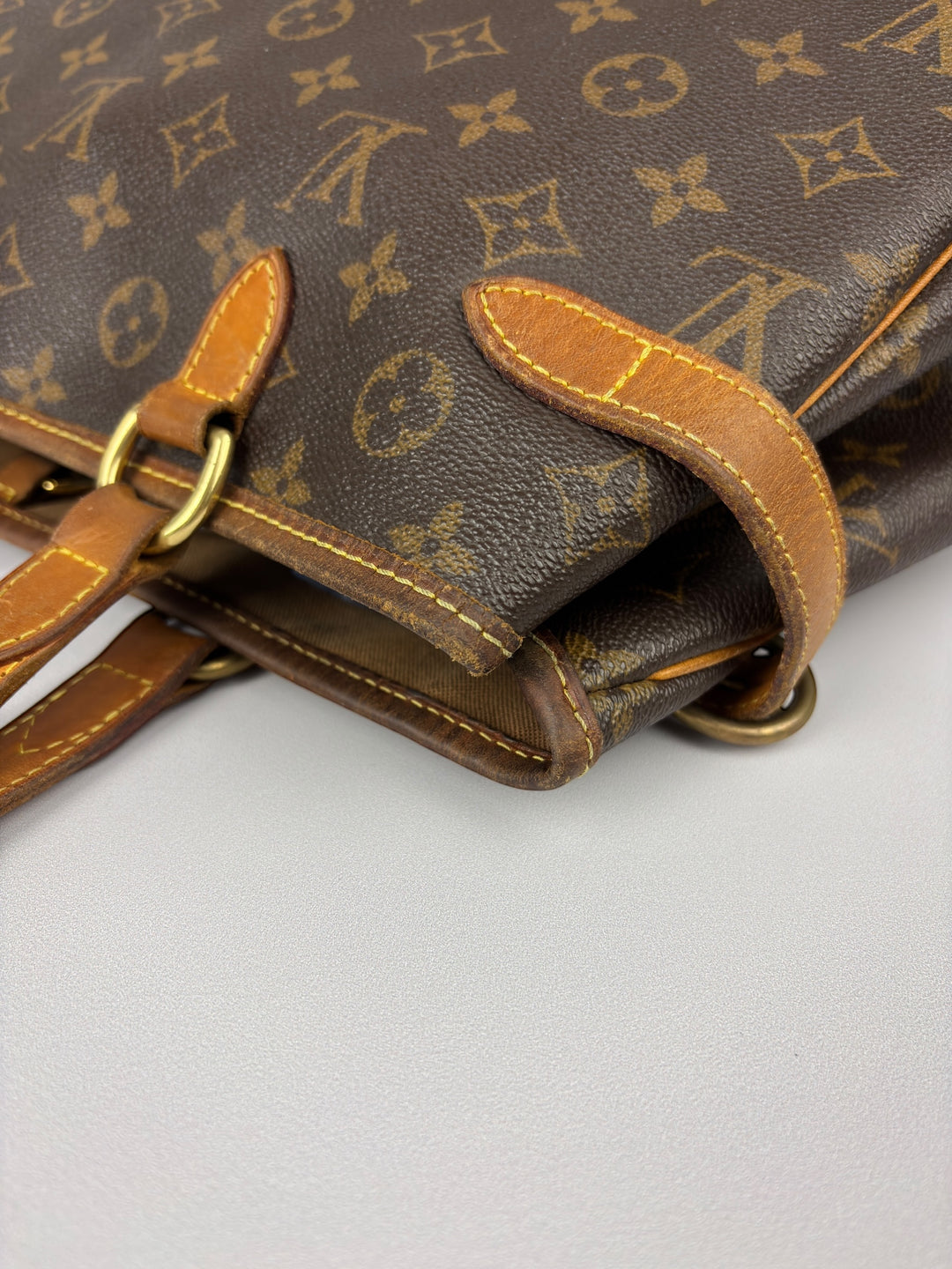 Louis Vuitton Batignolles Horizontal Monogram Shoulder Bag in Braun, Ansicht 13