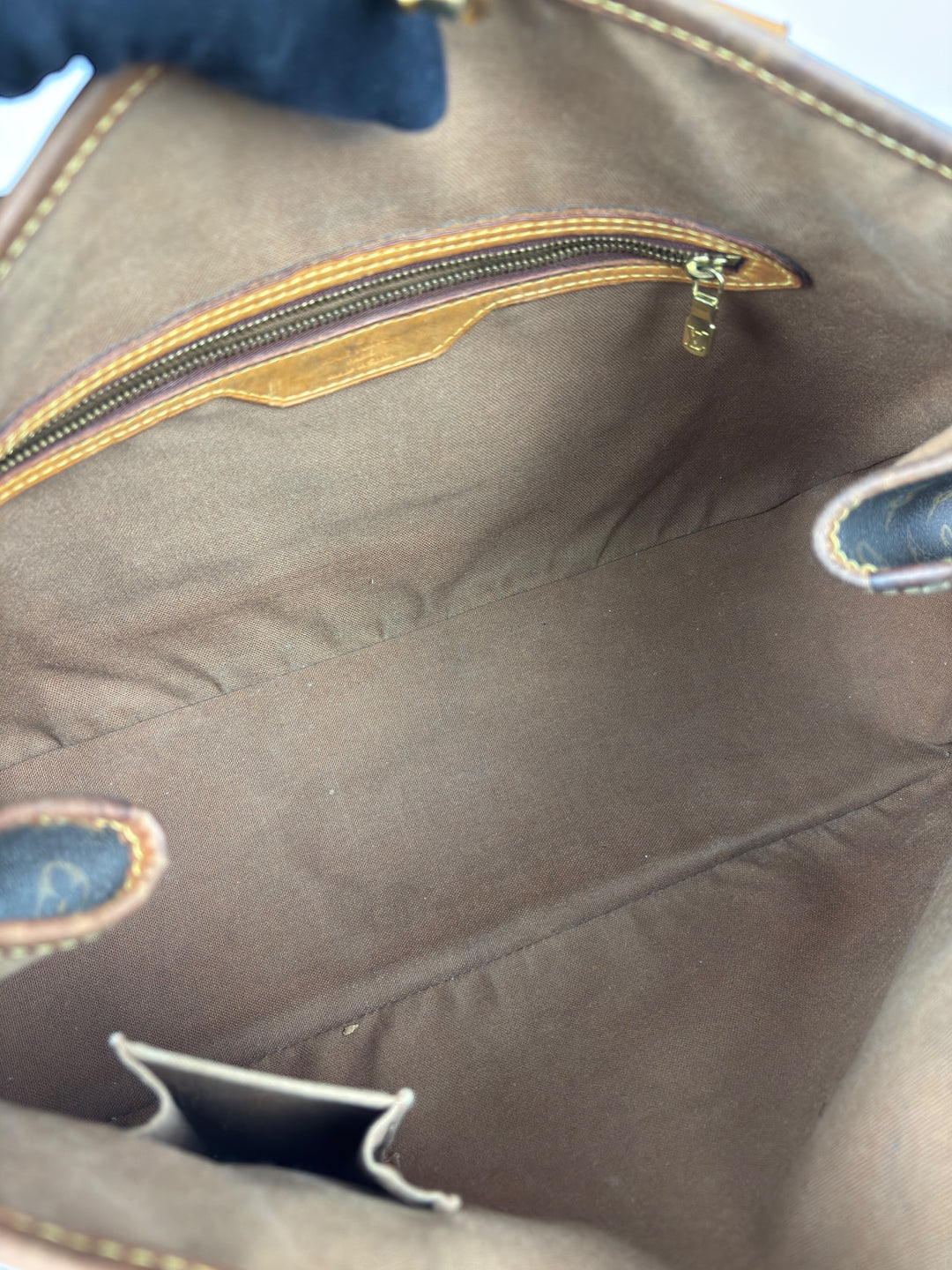 Louis Vuitton Batignolles Horizontal Monogram Shoulder Bag in Braun, Ansicht 15