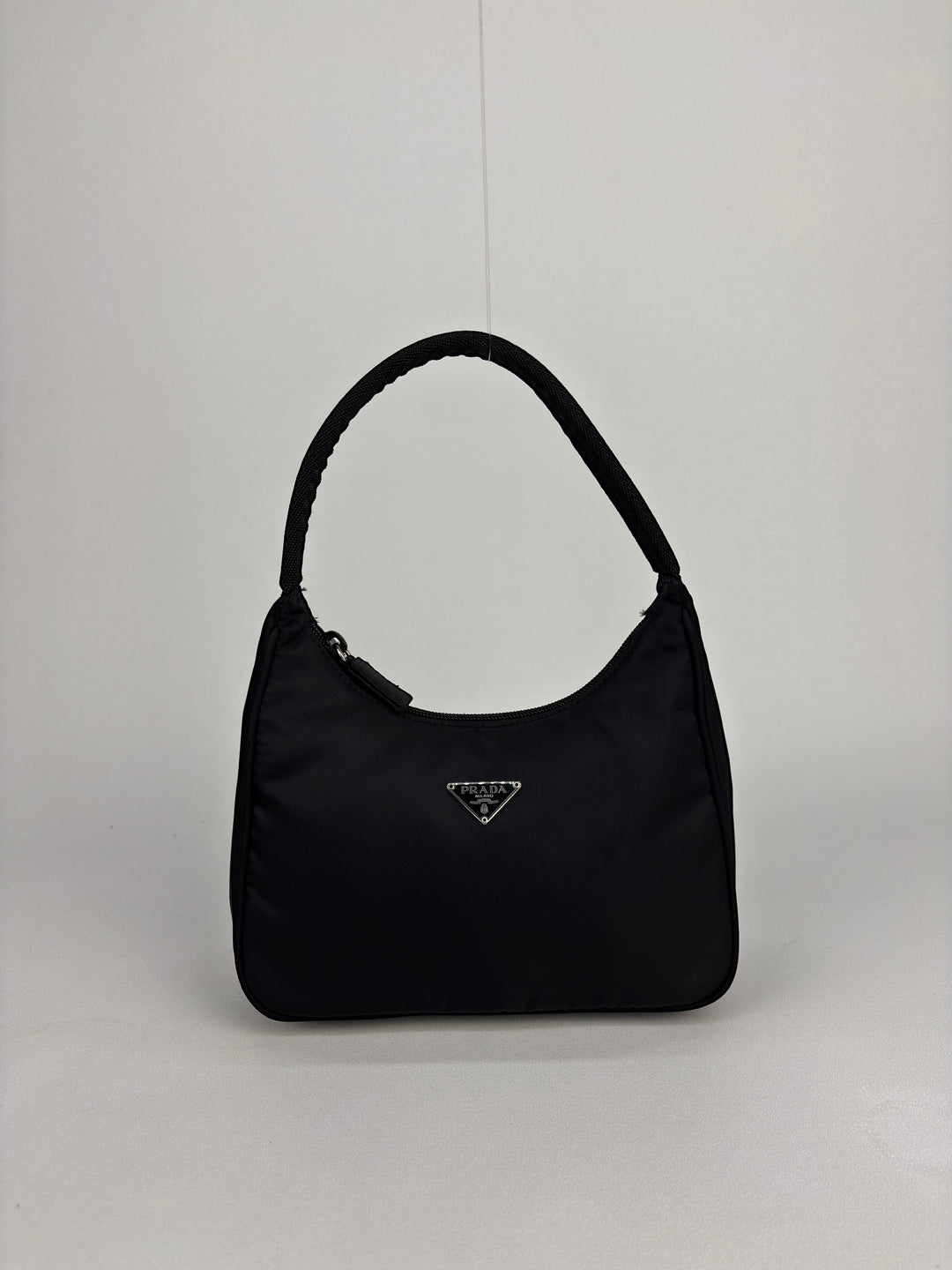Prada Re-Edition 2000 Nylon Mini Hobo-Bag