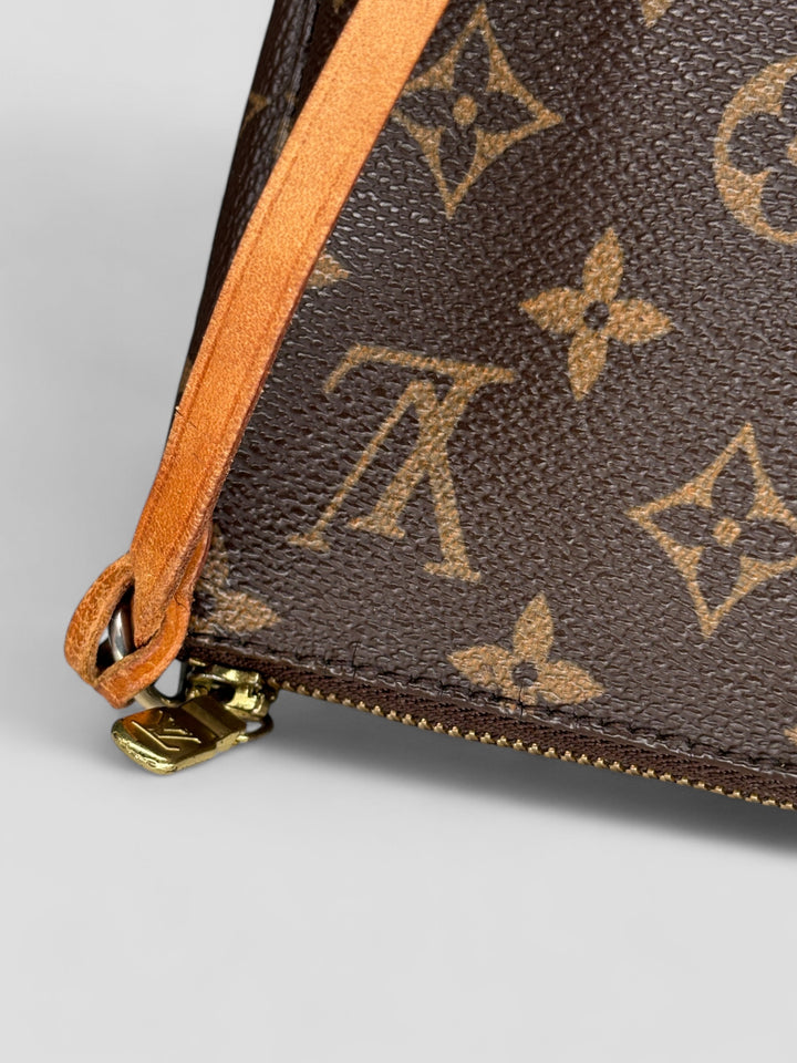 Louis Vuitton Pochette Accessoire