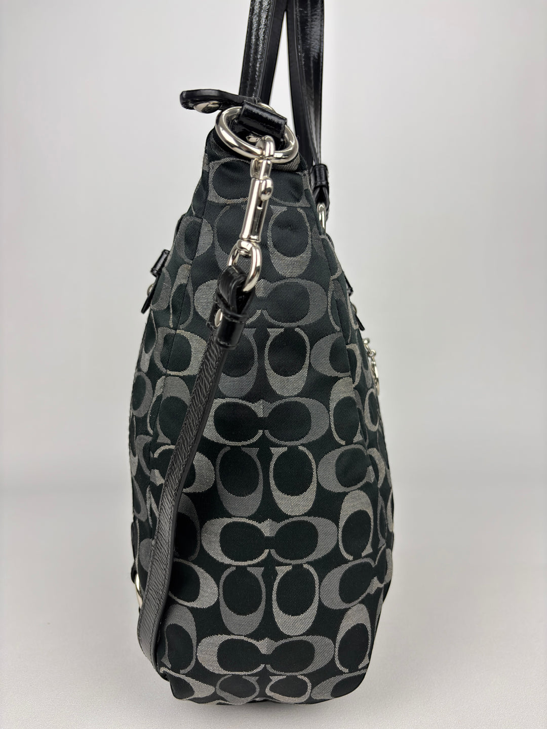 Coach Signature Stripe Convertible Tote / Shoulder / Crossbody-Bag