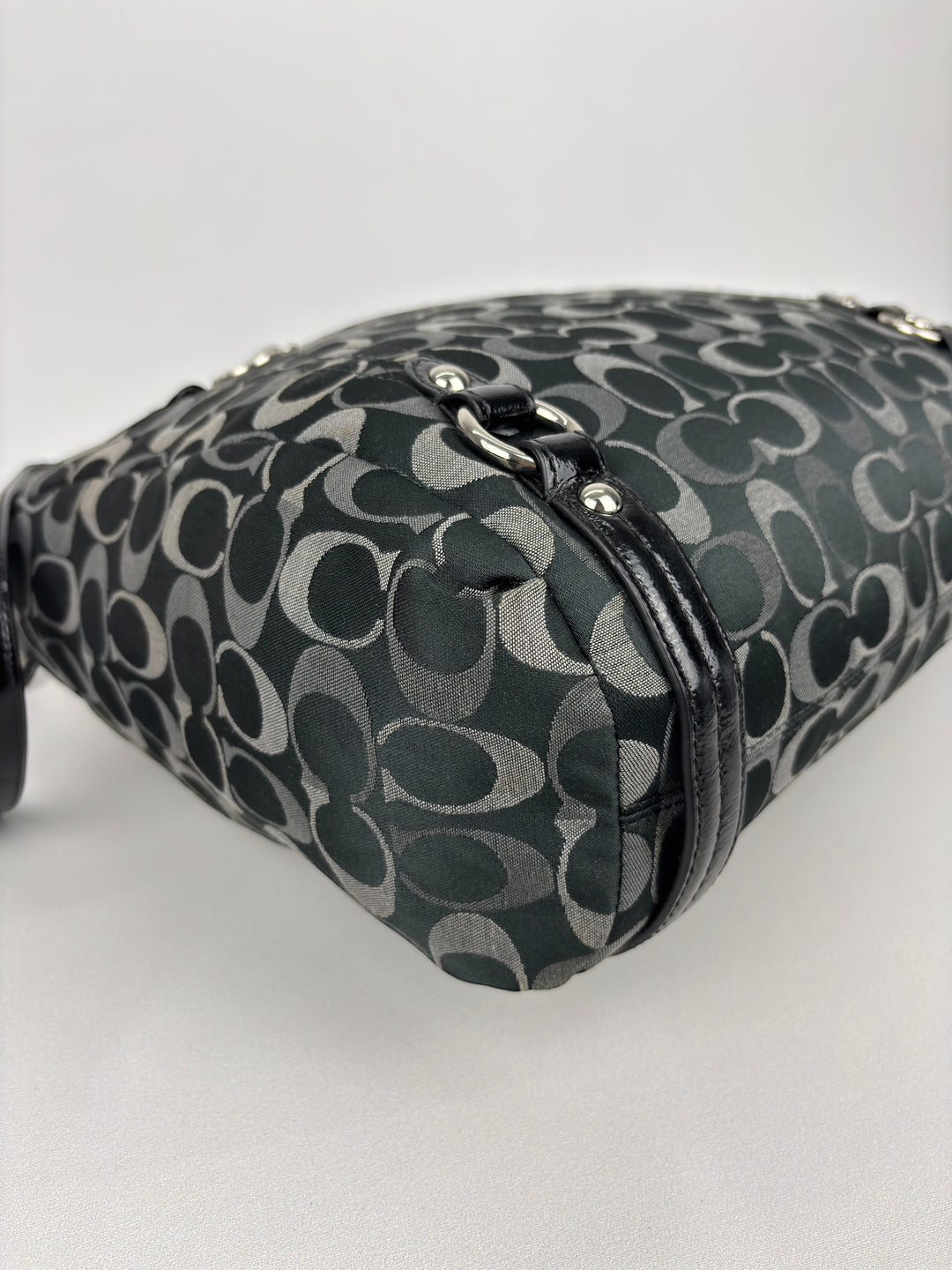Coach Signature Stripe Convertible Tote / Shoulder / Crossbody-Bag