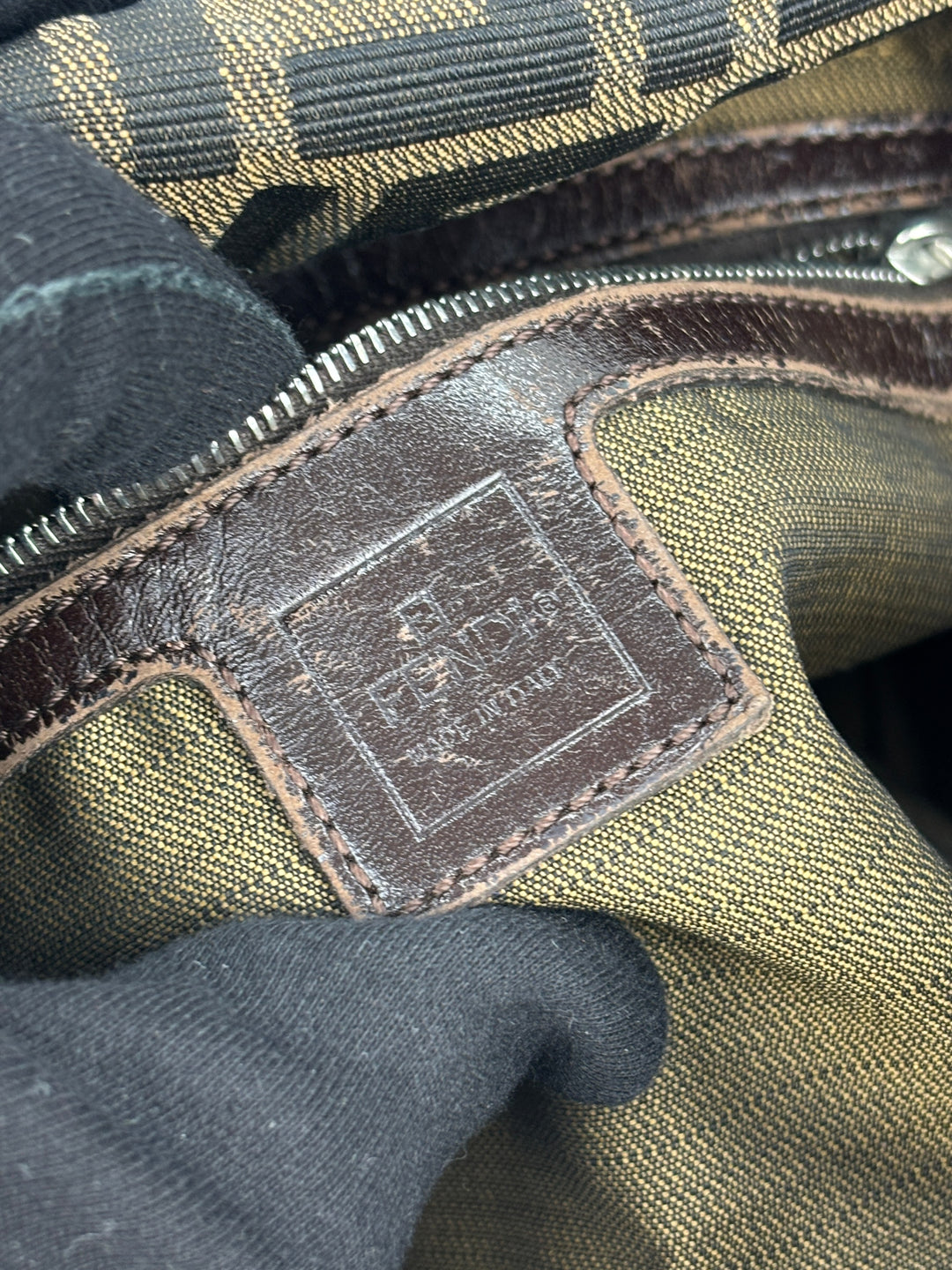 Fendi Mamma Baguette Zucca Canvas Shoulder-Bag
