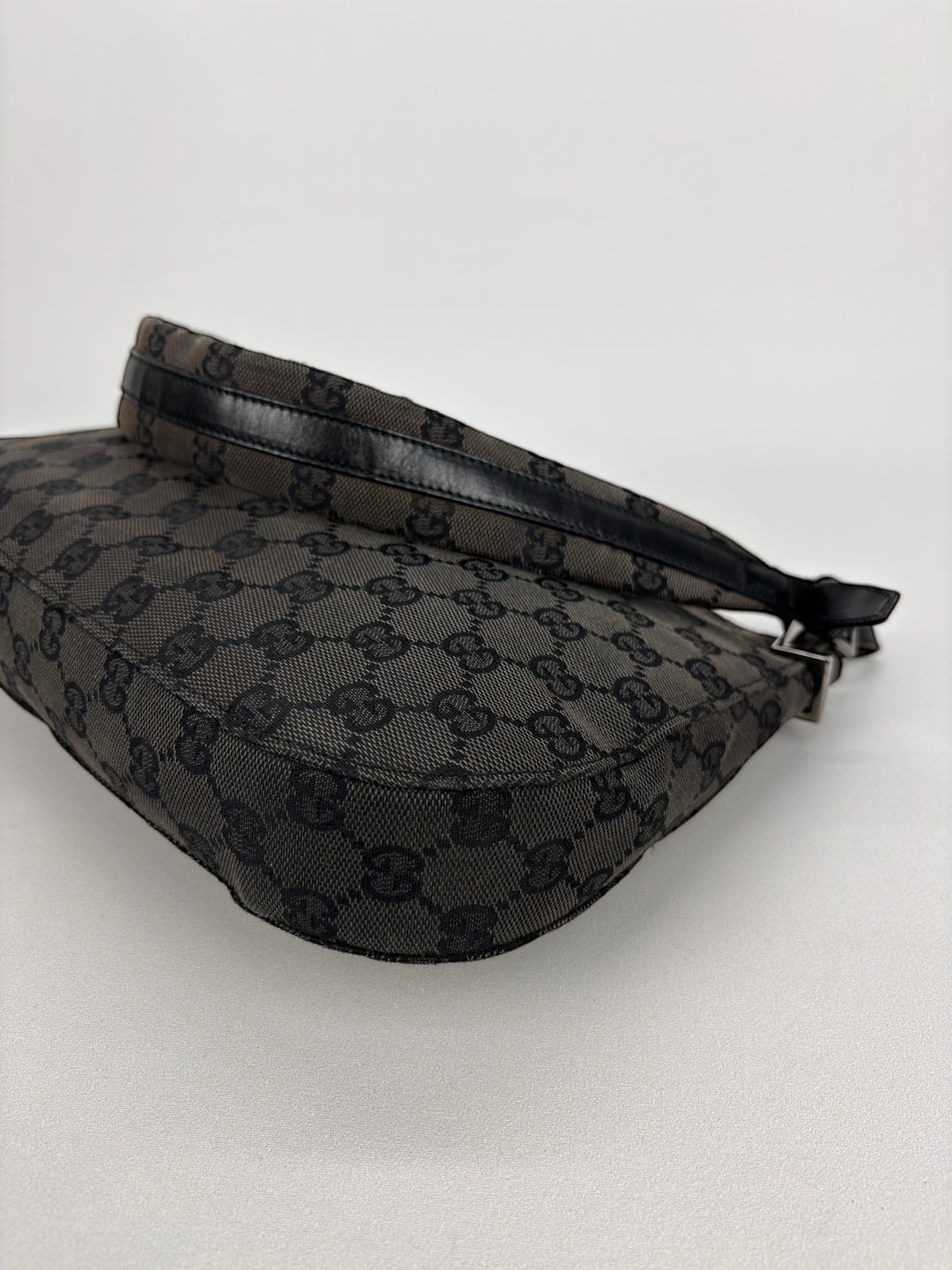 Gucci GG Canvas Baguette Hobo / Shoulder-Bag