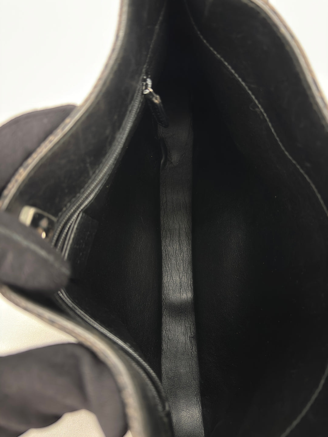 Gucci GG Canvas Baguette Hobo / Shoulder-Bag
