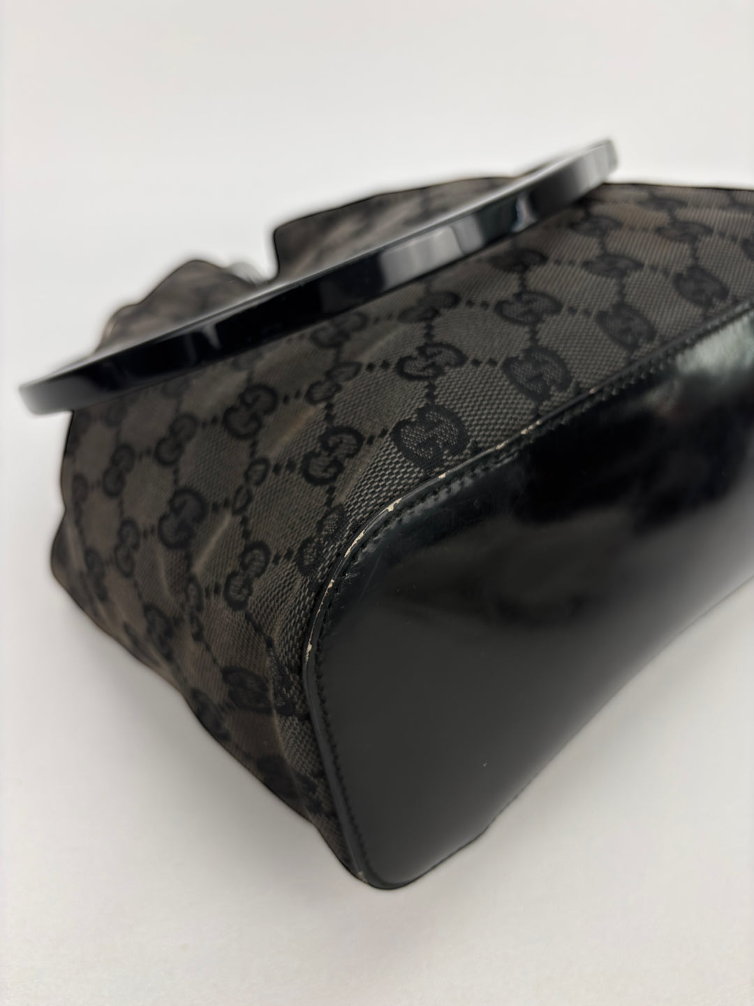 Gucci by Tom Ford GG Canvas Acrylic Ring Bucket Bag