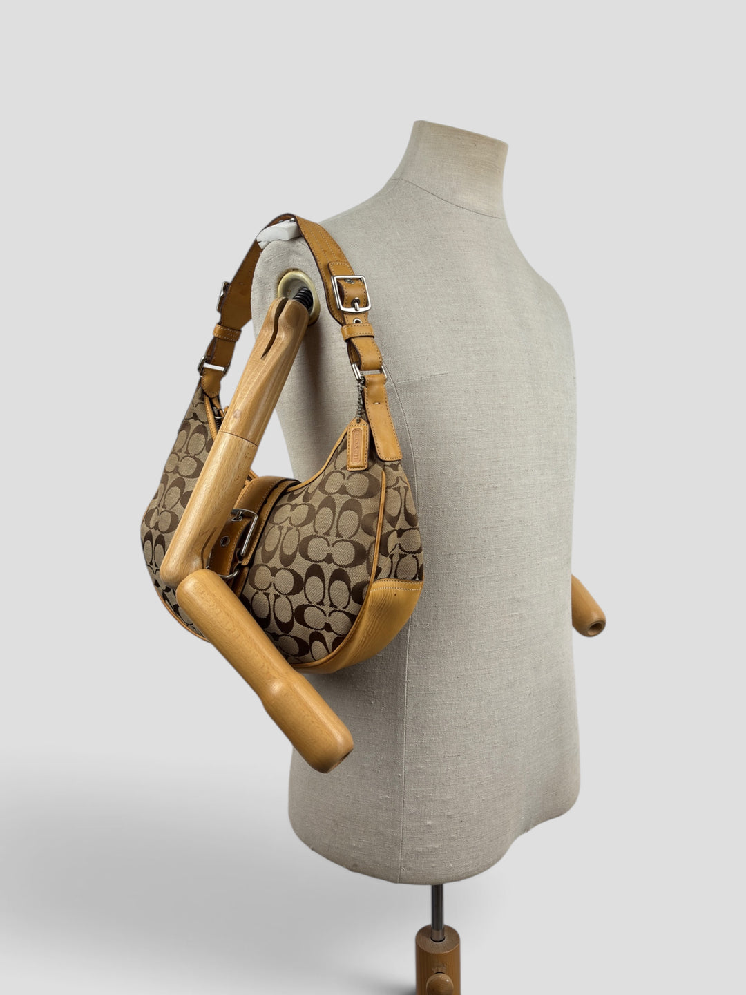 Coach Signature Buckle Hobo Bag Shoulder-Bag