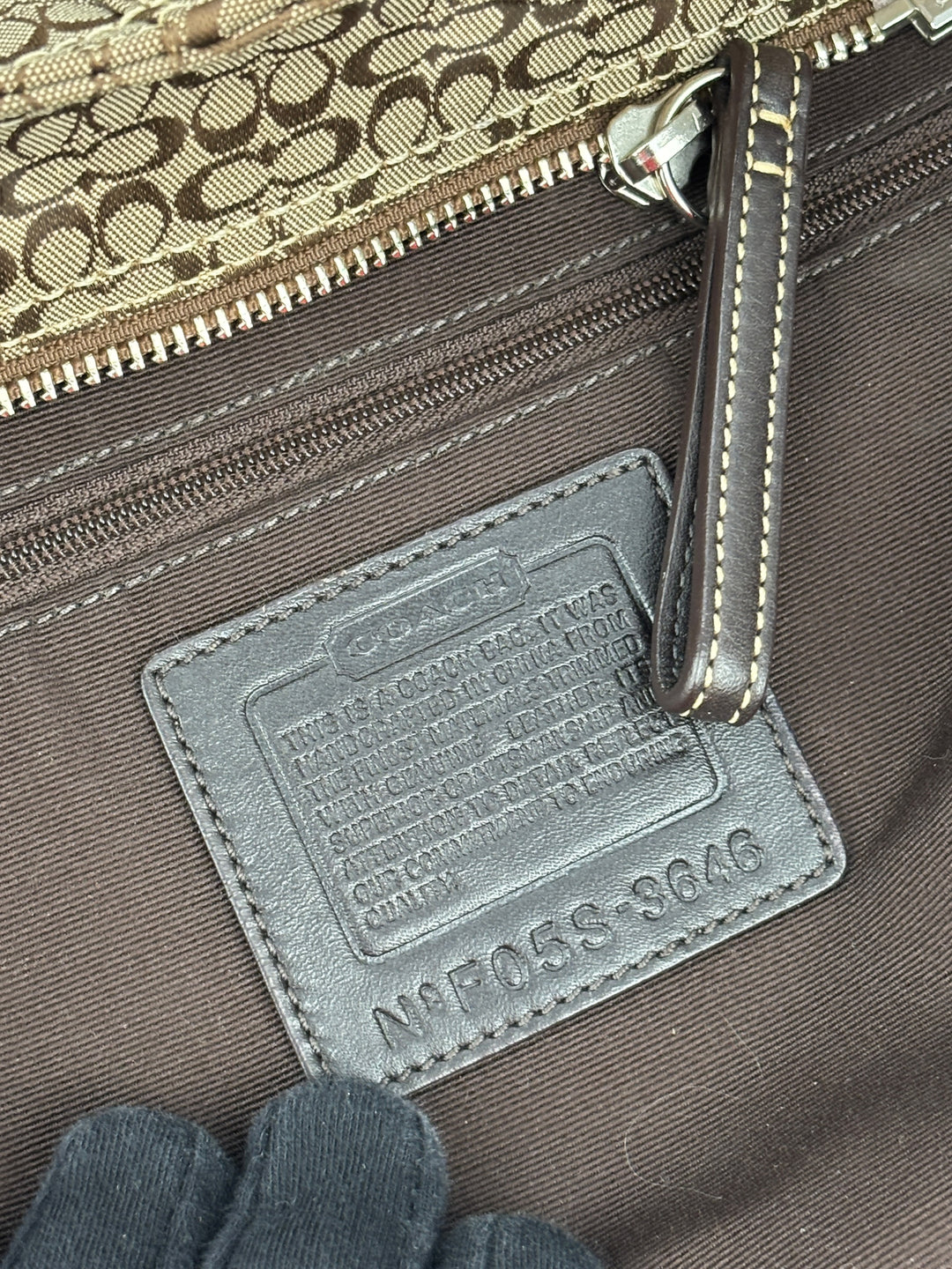 Coach Signature Buckle Soho Multi Pocket Tote / Shoulder-Bag