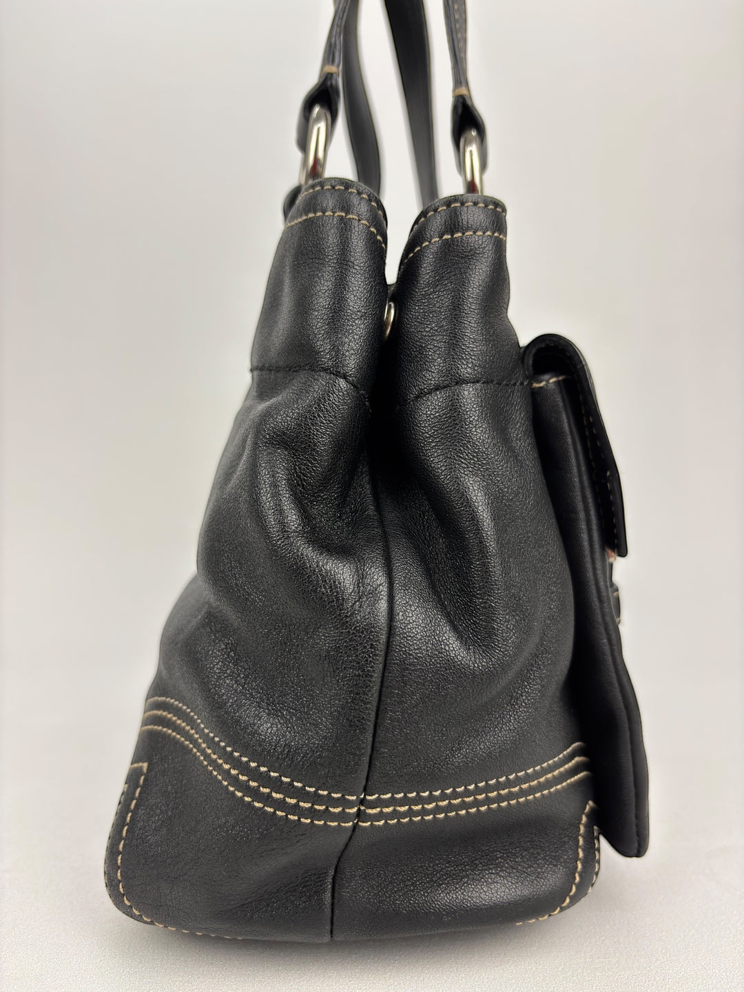 Coach Soho Leather Buckle Multi Pocket Tote Shoulder-Bag