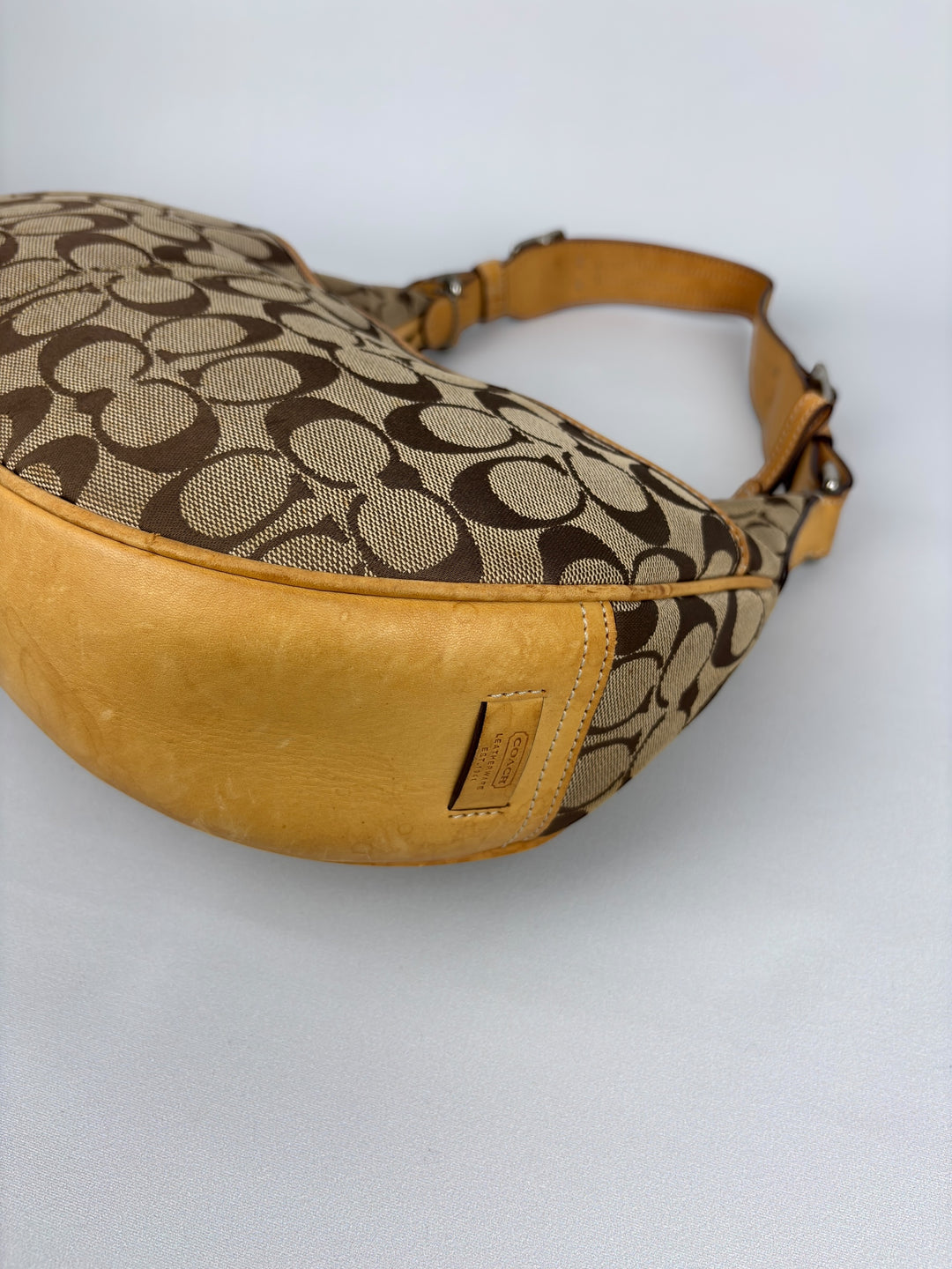 Coach Signature Buckle Hobo Bag Shoulder-Bag