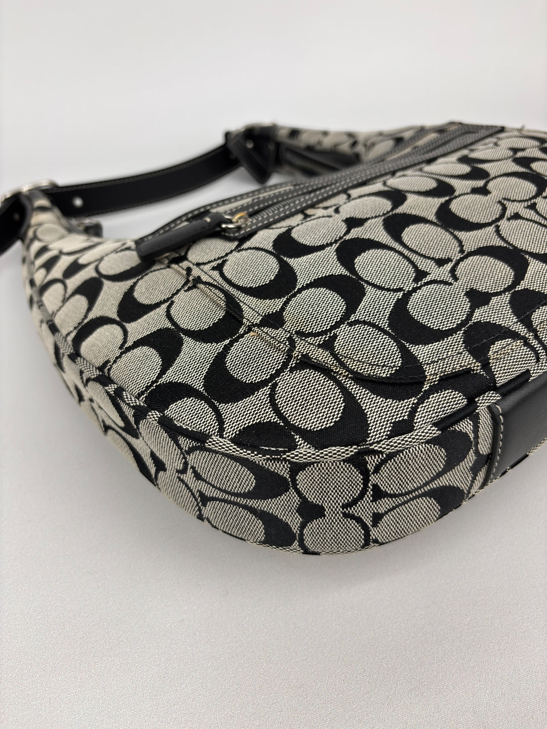 Coach Signature Jacquard Hobo / Shoulder-Bag