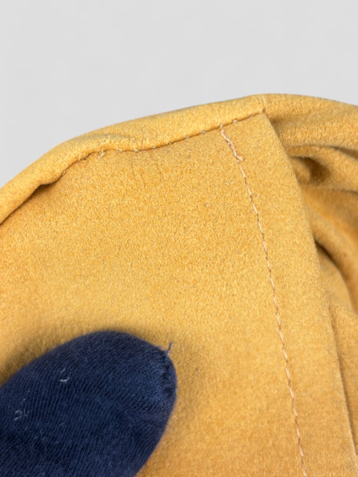 Louis Vuitton Pleaty Denim Handbag aus Monogramm-Denim mit Lederdetails und goldfarbener Schließe, Innenfutter in Gelb