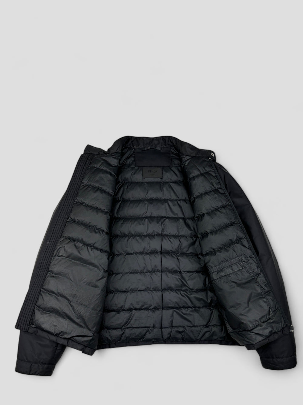 Prada Nylon Light Puffer Jacket, Vintage prada jacke schwarz