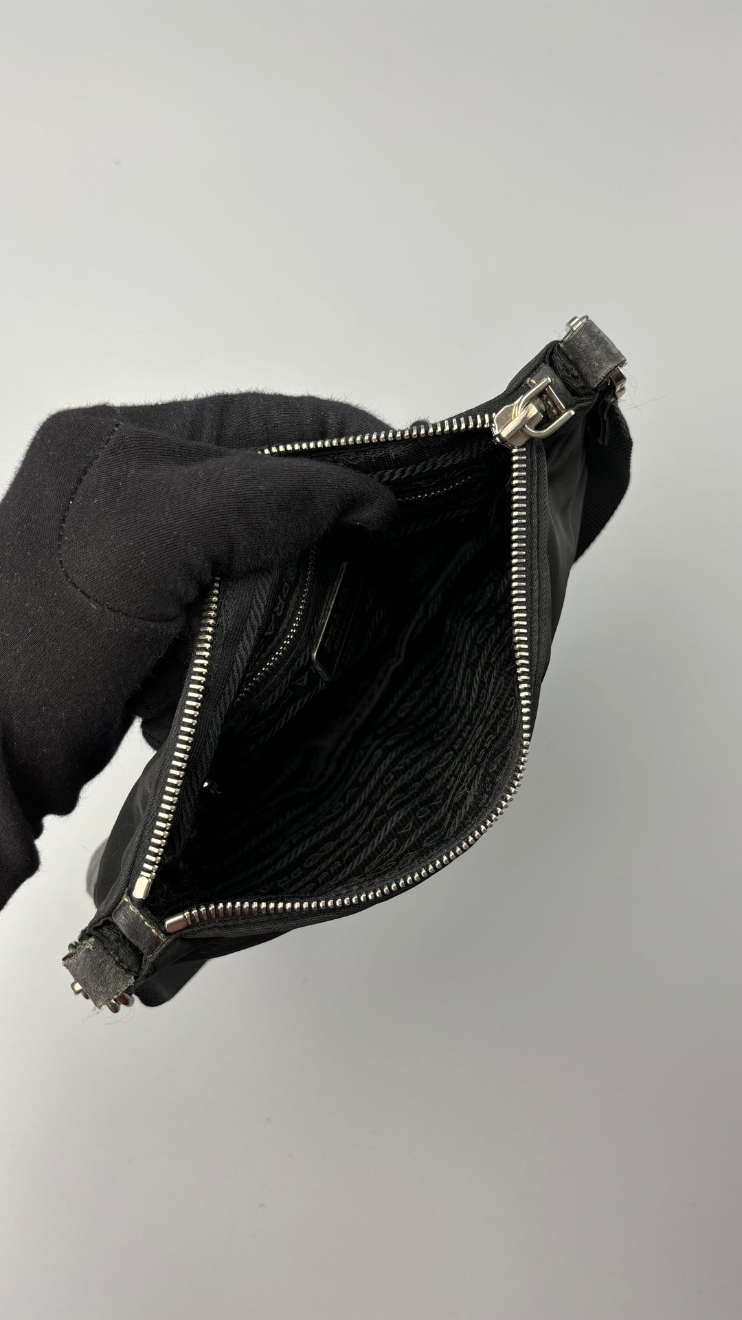 Prada Tessuto Leather Nylon Shoulder Bag black, schwarze prada umhängetasche