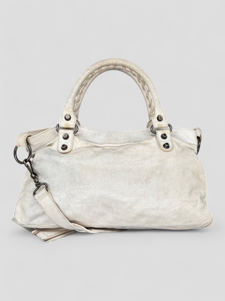 Vintage Balenciaga Damen 2-in-1 City Bag Weiss mit Nieten und Spiegelanhänger, Second-Hand Balenciaga Bag White