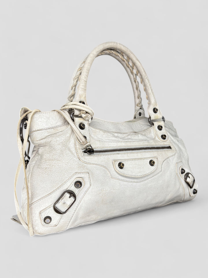 Vintage Balenciaga Damen 2-in-1 City Bag Weiss mit Nieten und Spiegelanhänger, Second-Hand Balenciaga Bag White