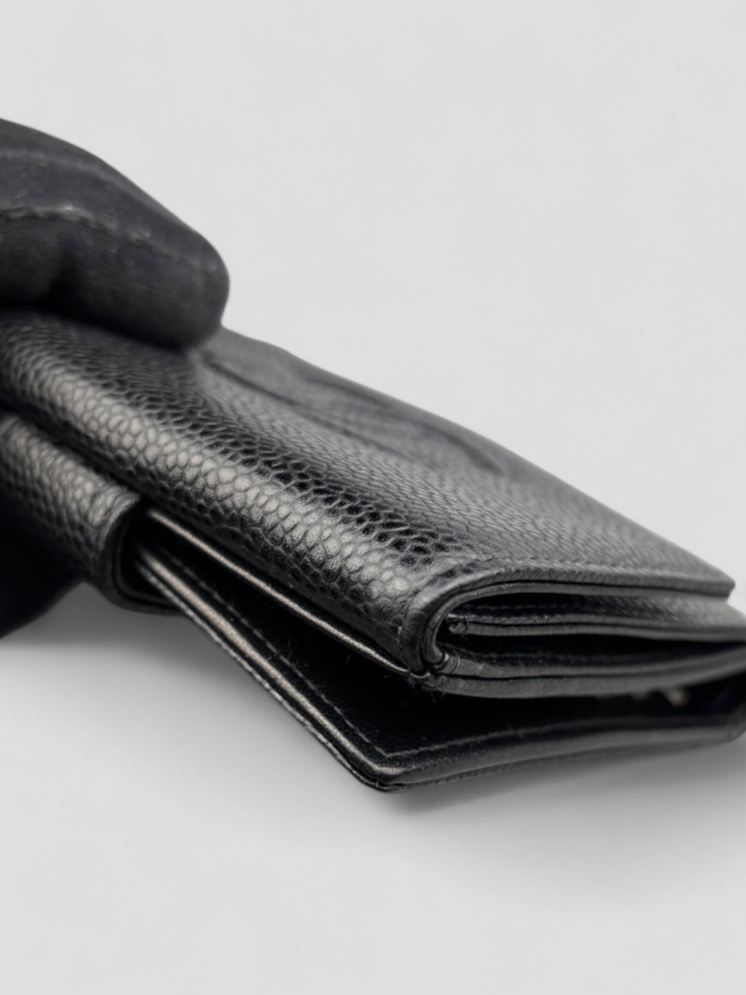 Vintage Chanel Unisex Leder Portemonnaie Schwarz, Second-Hand Chanel Wallet Black