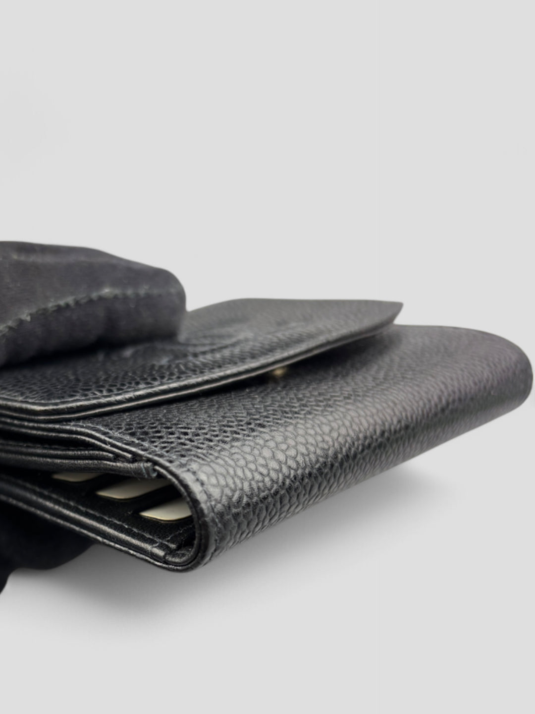 Vintage Chanel Unisex Leder Portemonnaie Schwarz, Second-Hand Chanel Wallet Black