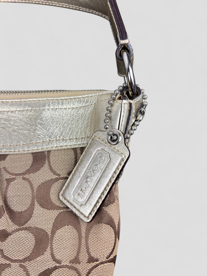 Vintage Coach Damen Banana Tasche Braun mit silbernen Lederdetails, Second-Hand Coach Bag Brown and Silver