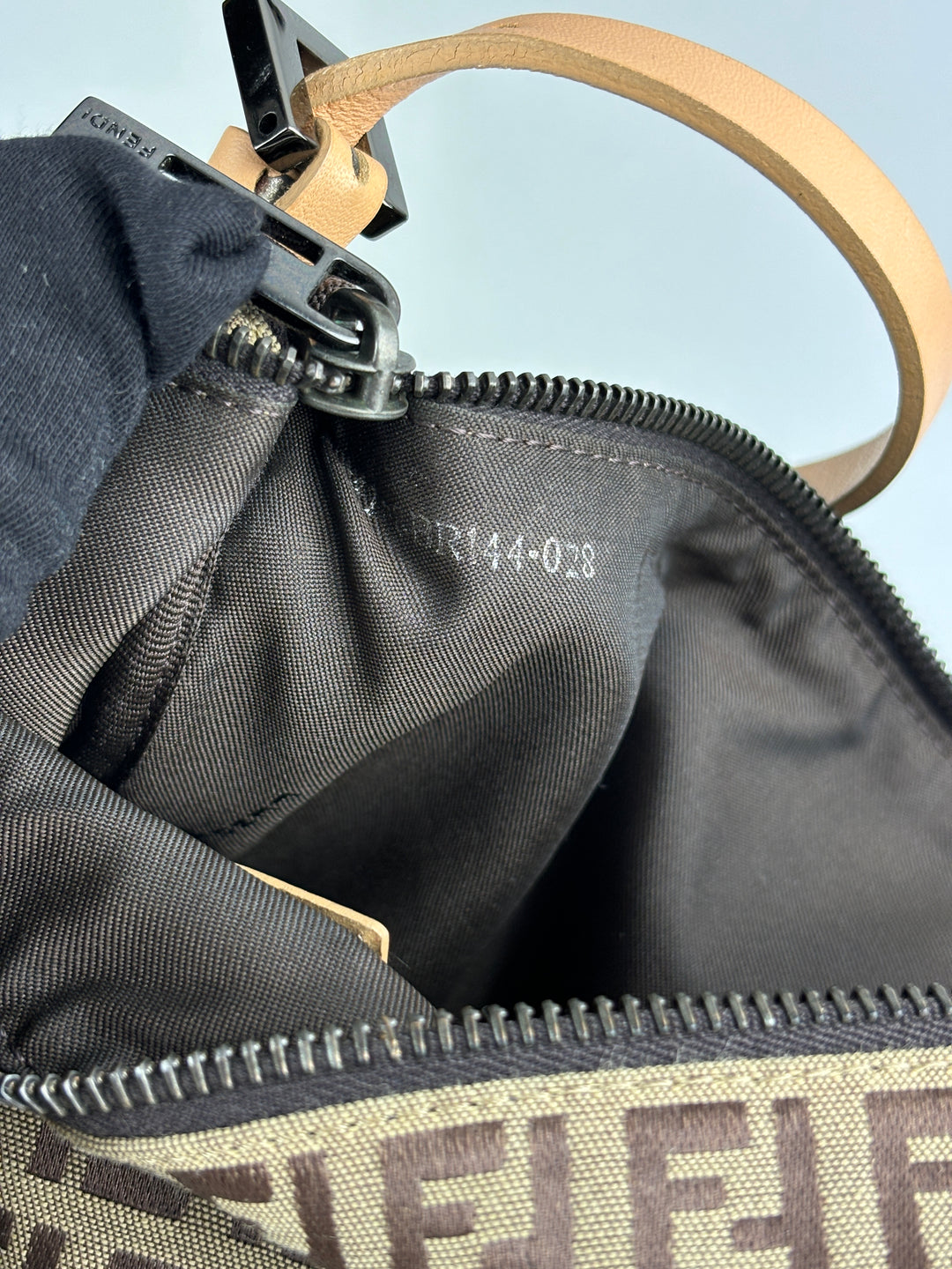 Vintage Fendi Baguette Bag, second hand fendi handtasche