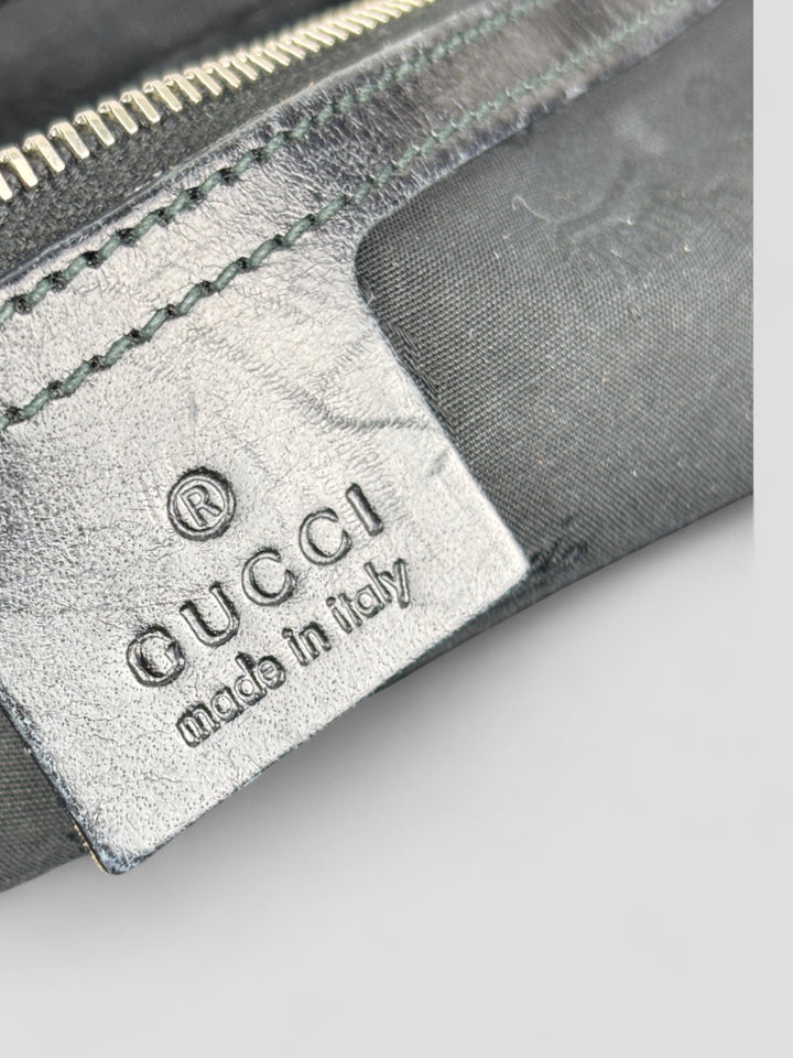 Vintage Gucci Damen Princess Schultertasche Beige mit schwarzen Lederdetails, Second-Hand Gucci Bag Beige