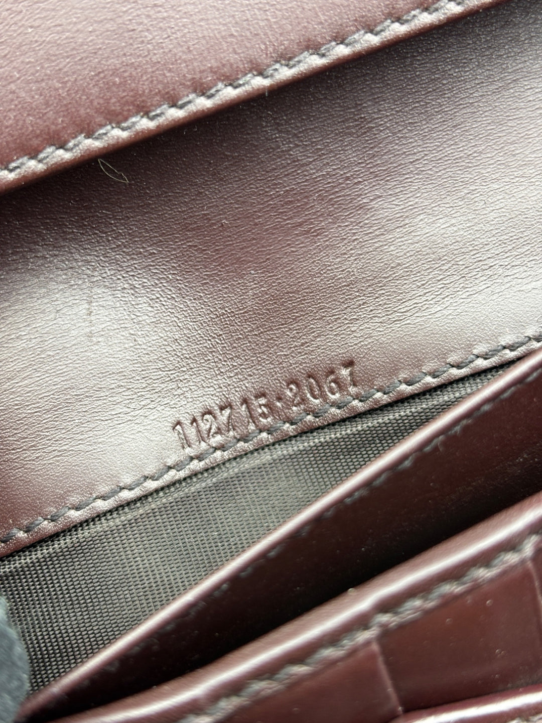 Vintage Gucci Unisex Leder Geldbeutel Braun Monogram Goldene Akzente, Second-Hand Gucci Wallet Brown Monogram Gold Details