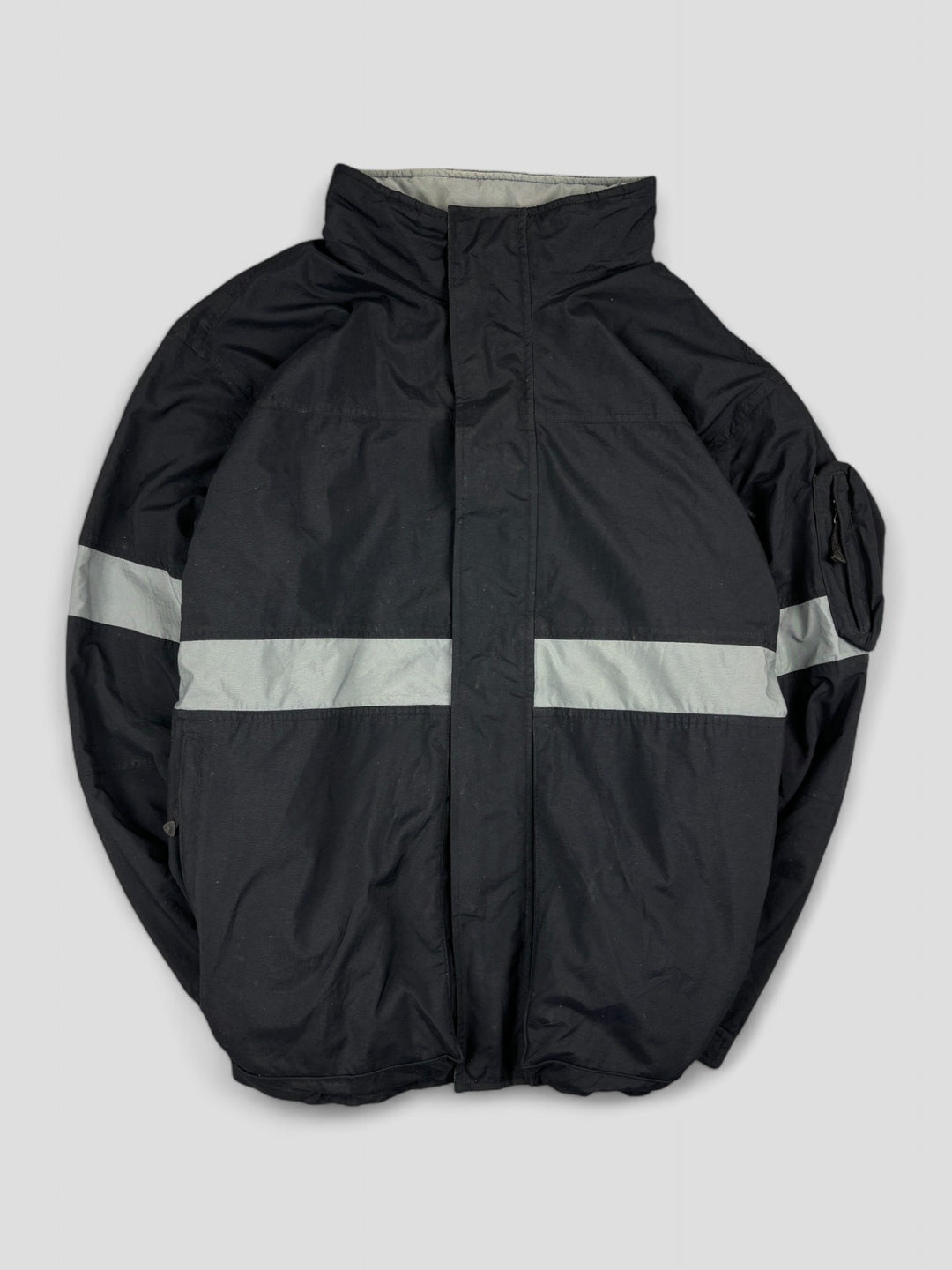 Vintage Nike ACG Herren Striped Tactical Windbreaker in Schwarz, second hand acg jacket men black