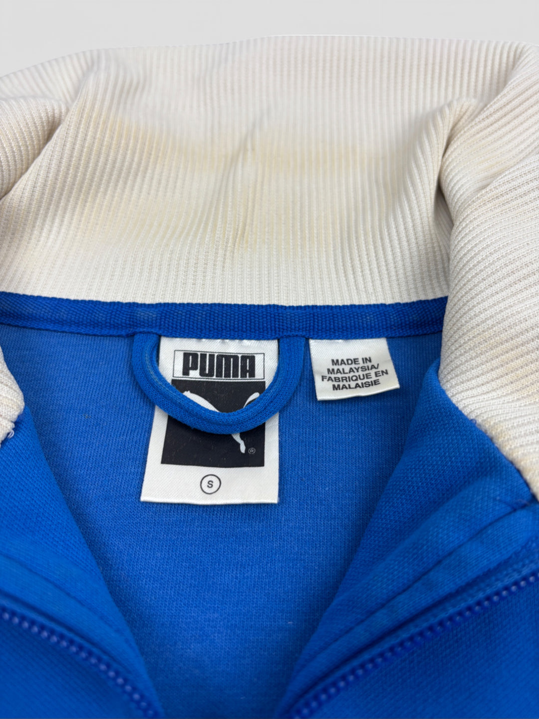 Vintage Puma Unisex Track Jacket Blau mit weißen Streifen und hohem Kragen, Second-Hand Puma Jacket Blue