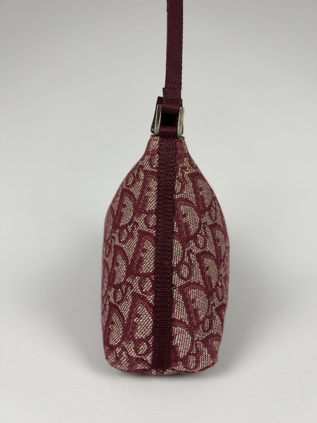 Christian Dior Trotter Canvas Pochette Baguette Shoulder Bag in Bordeaux/Creme, Ansicht 6