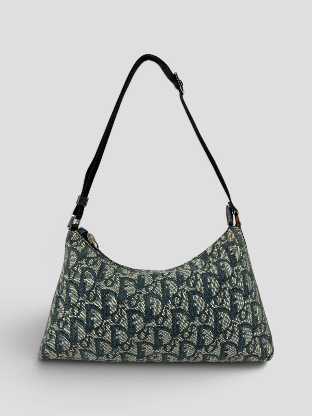 Christian Dior Trotter Canvas Pochette Baguette Shoulder Bag aus Trotter-Jacquard-Canvas in Navy/Hellgrau, Vorderansicht