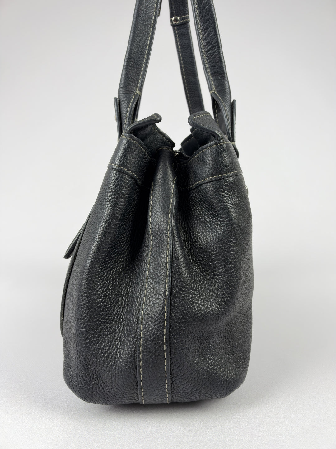 Coach Penelope Pebbled Leather Shoulder Bag in Schwarz, Detailansicht 2