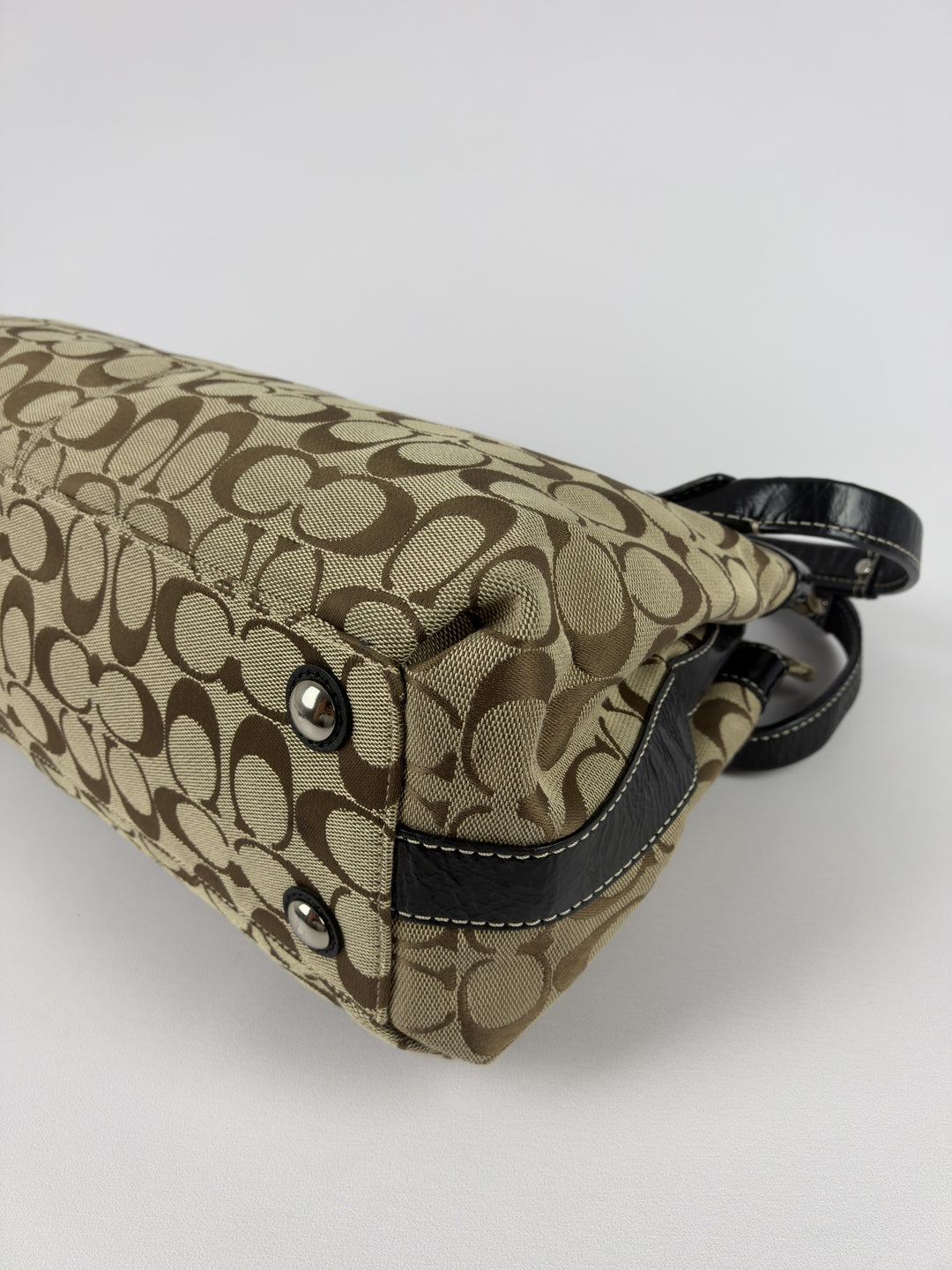 Coach Penelope Signature Canvas Carryall Tote Shoulder Bag in Khaki/Braun, Ansicht 13