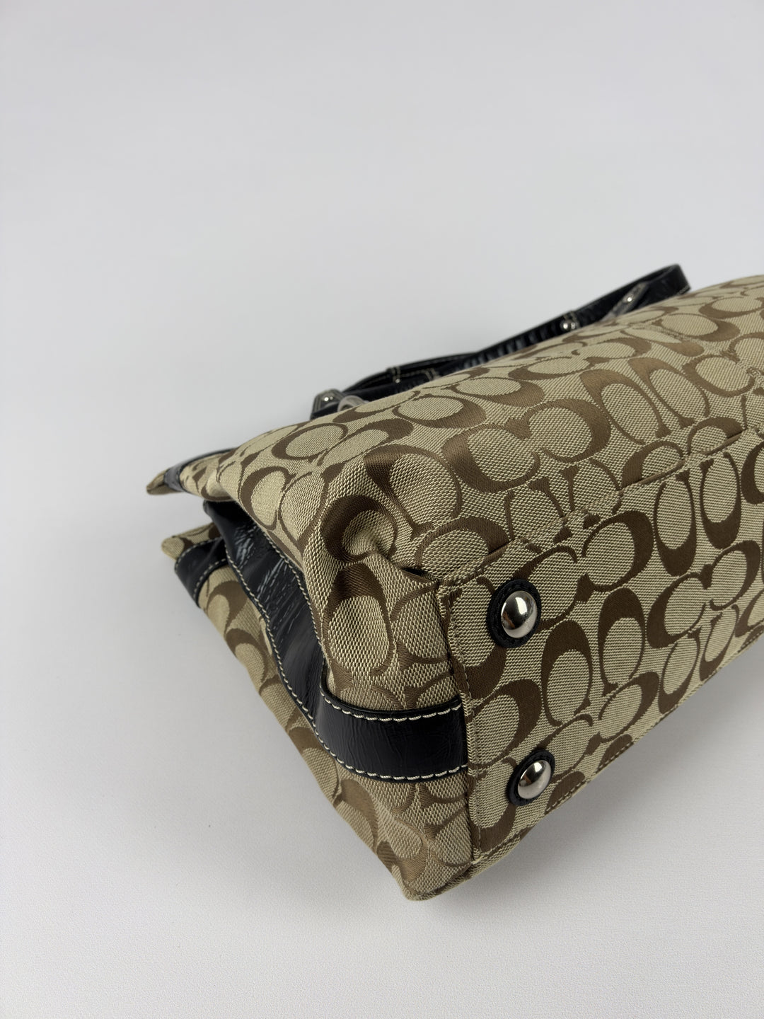 Coach Penelope Signature Canvas Carryall Tote Shoulder Bag in Khaki/Braun, Ansicht 12