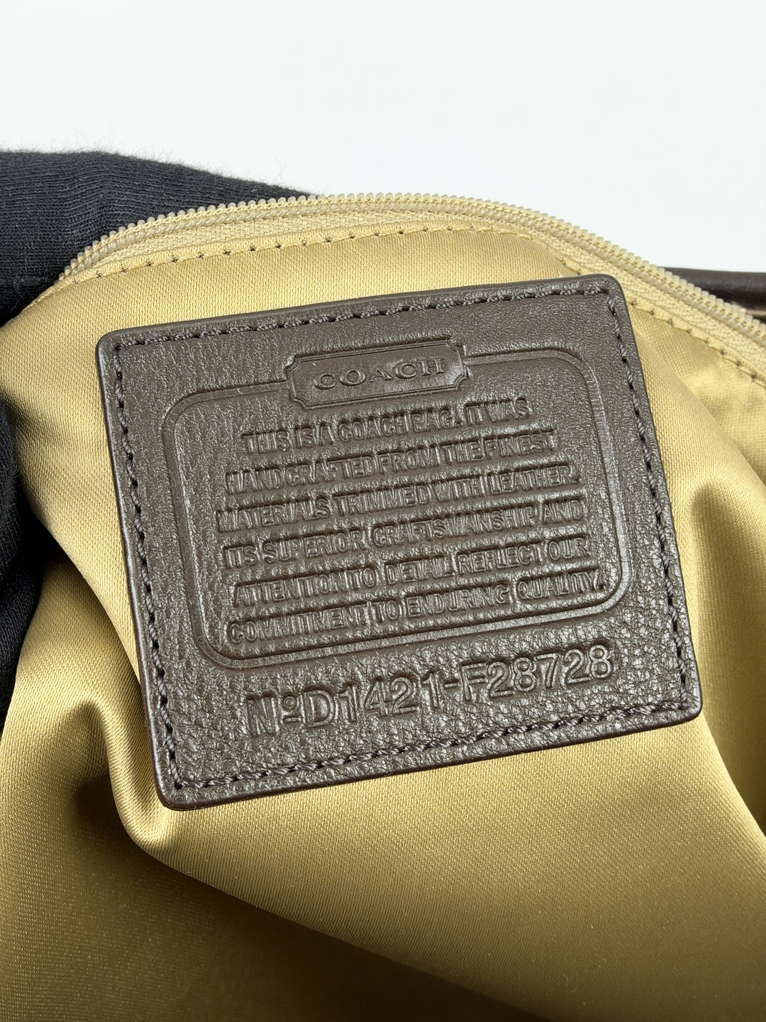 Coach Signature Gallery Tote Shoulder Bag in Khaki/Braun, Detailansicht 13