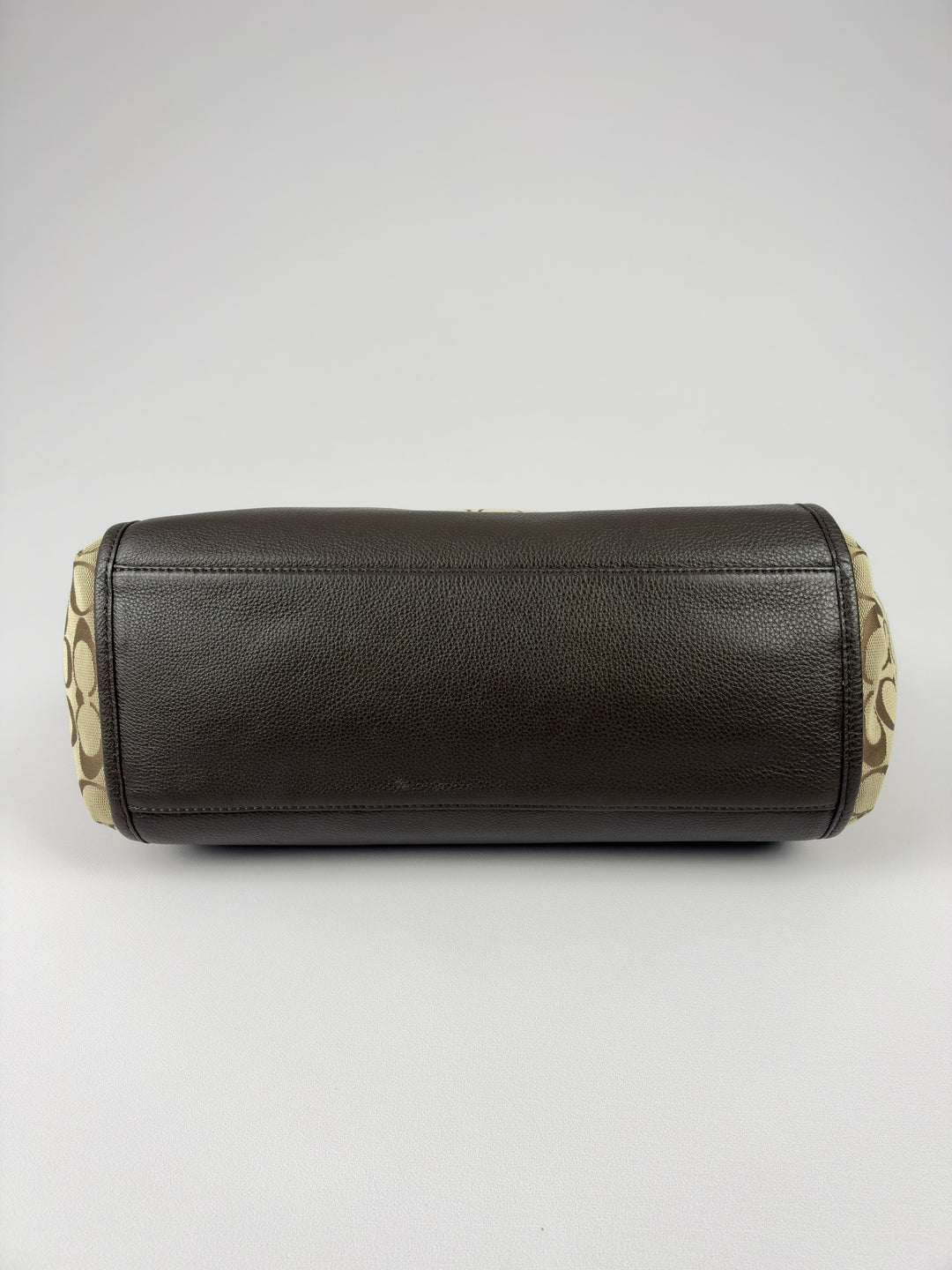 Coach Signature Gallery Tote Shoulder Bag in Khaki/Braun, Detailansicht 5