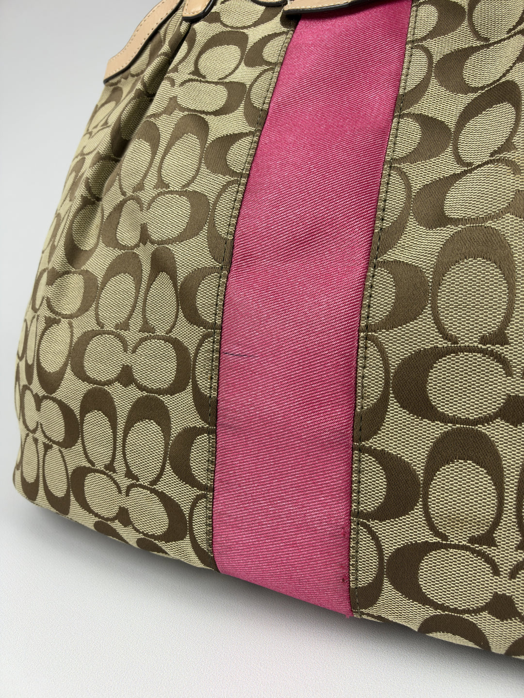 Coach Signature Pink Stripe Devin Tote Shoulder Bag in Khaki/Braun, Detailansicht 1