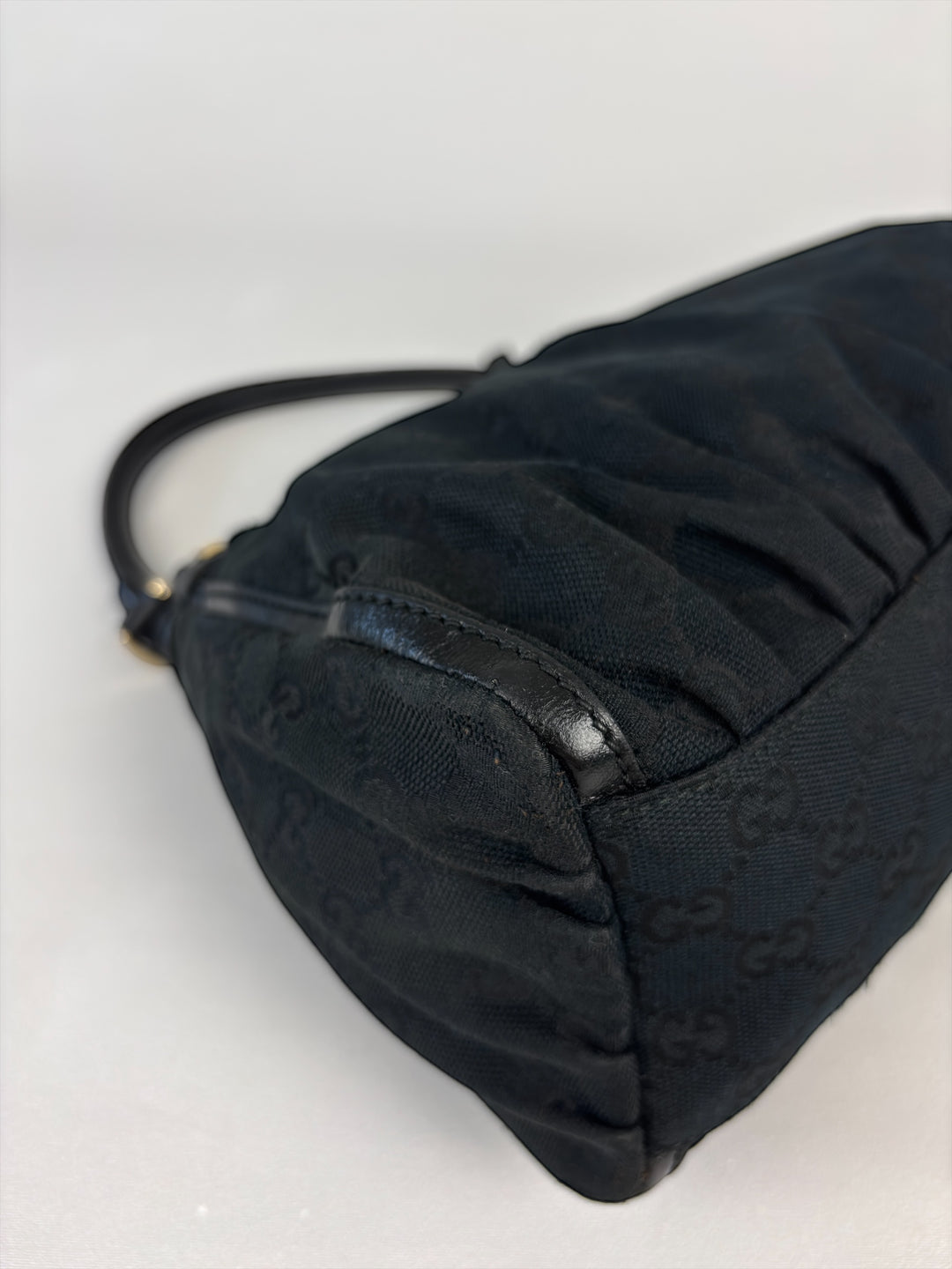 GUCCI Abbey D-Ring Hobo Bag Schultertasche