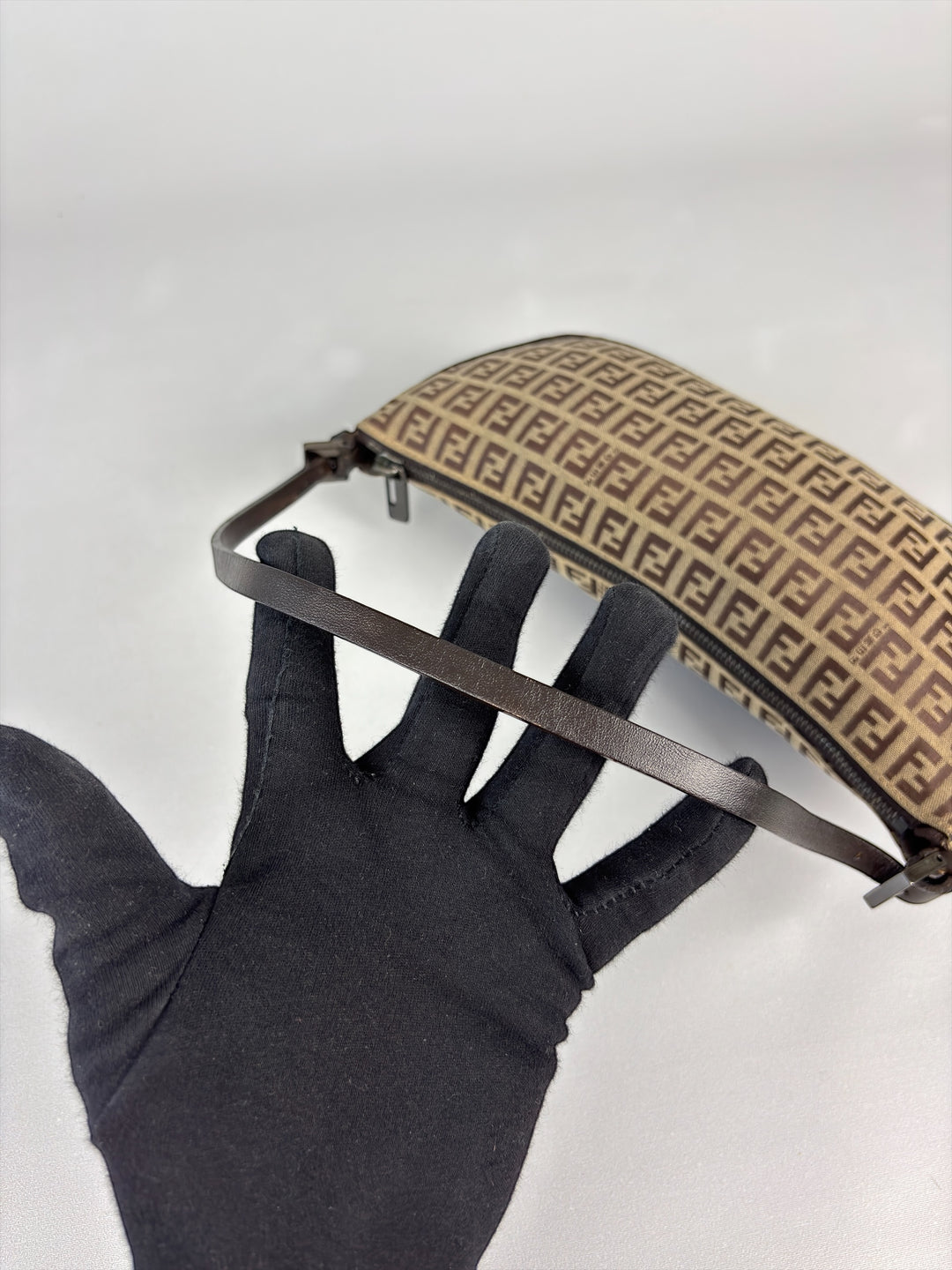 Fendi Zucca Baguette / Croissant / Halbmond / Pochette Schultertasche