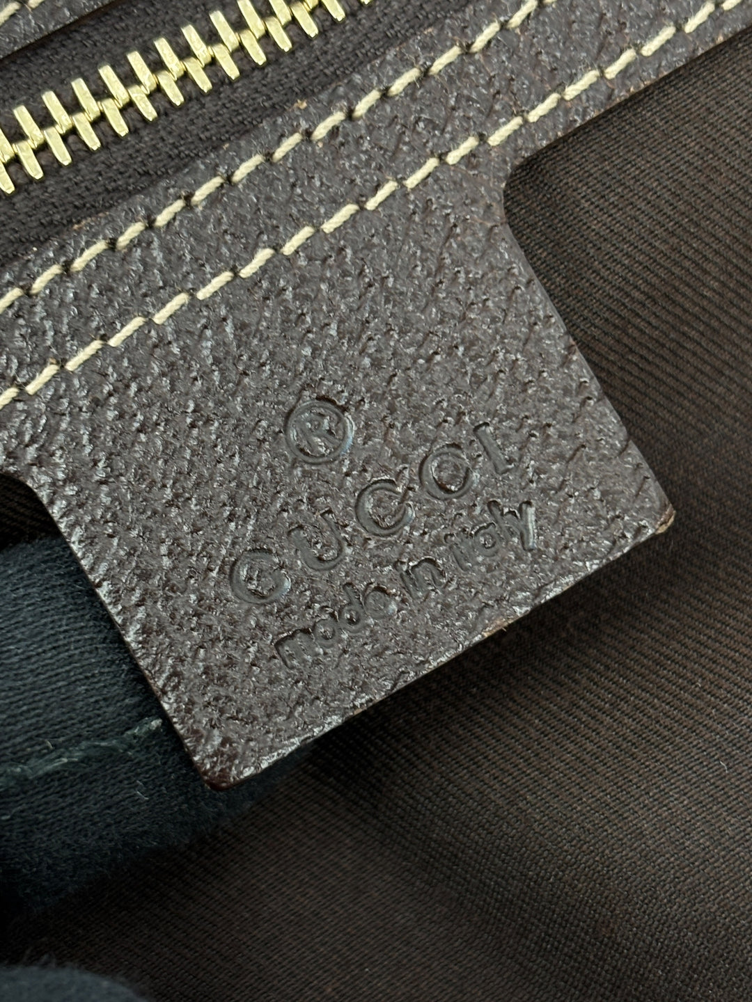 Gucci Charmy