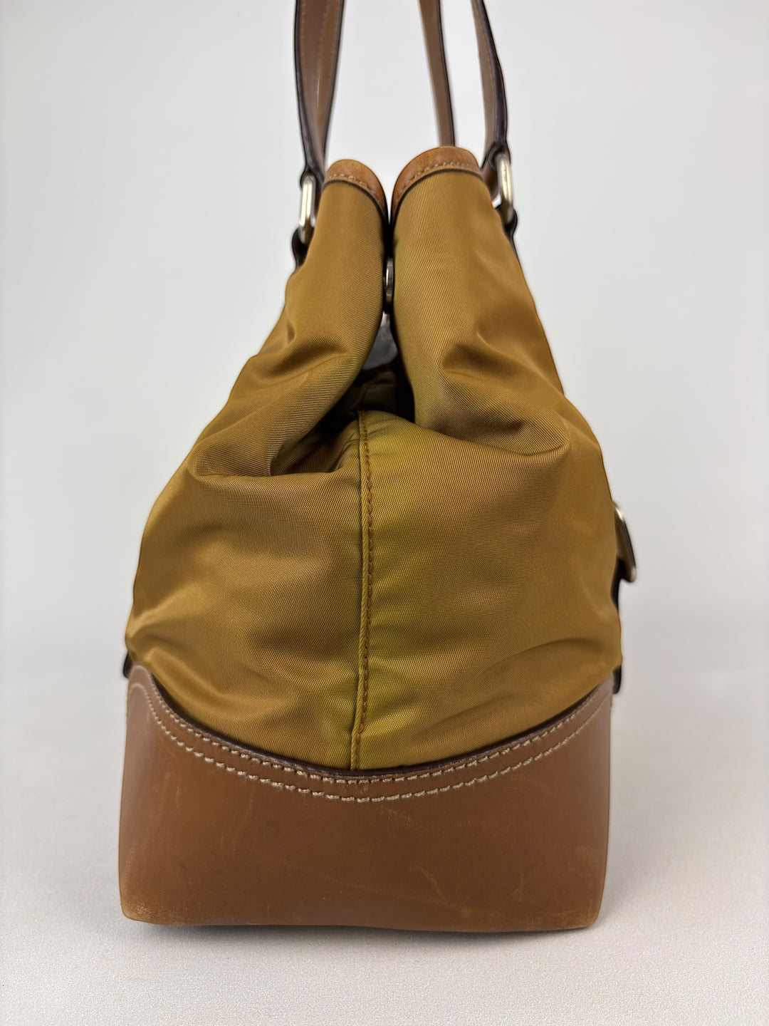Prada Vitello Trim Tessuto Nylon Shoulder Bag / Schultertasche