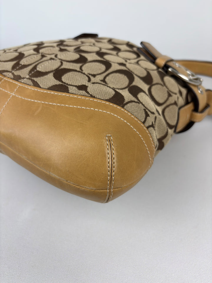Coach Signature Ergo Buckle Shoulderbag