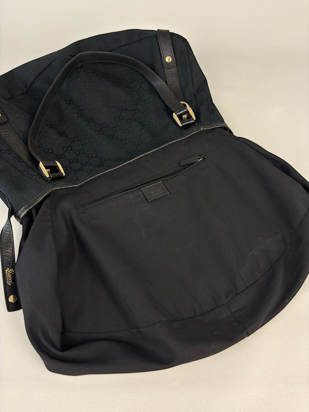 Gucci Abbey D-Ring – Schulter-/Hobo-Tasche mit D-Ring-Zierdetail Tote / Shopper