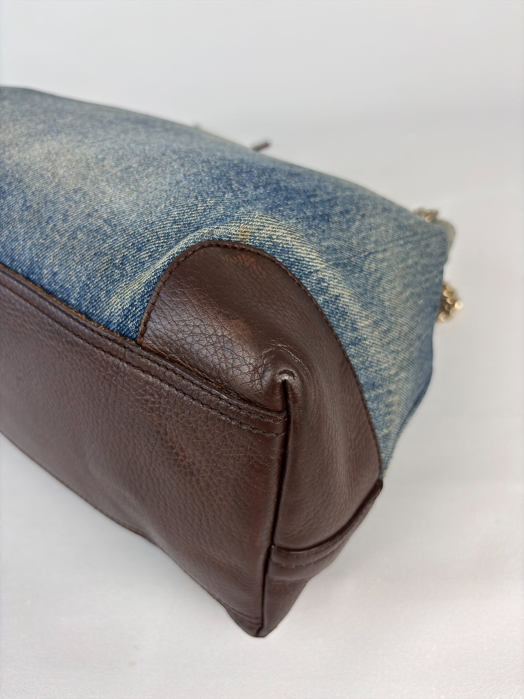 Gucci Soho Denim Tote/Hobo Bag mit Kettenriemen und Fransenanhänger