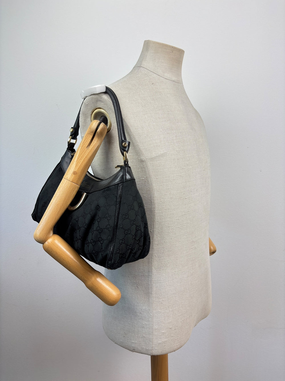 GUCCI Abbey D-Ring Hobo Bag Schultertasche