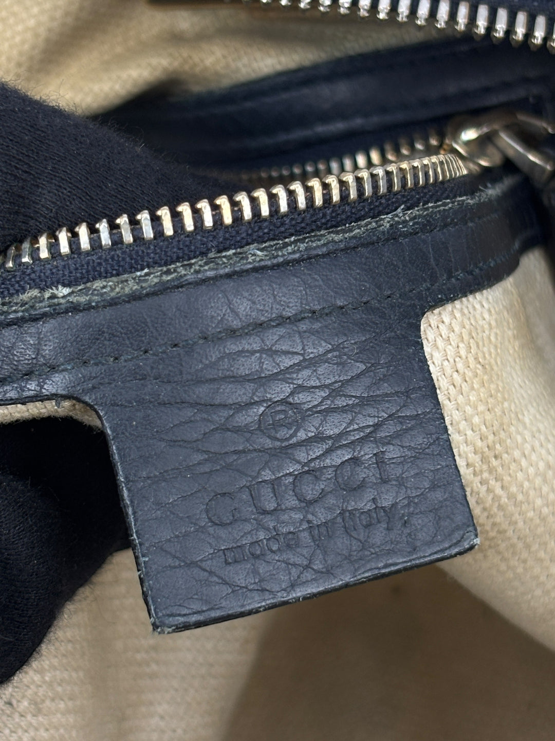 Gucci Soho Double Chain 