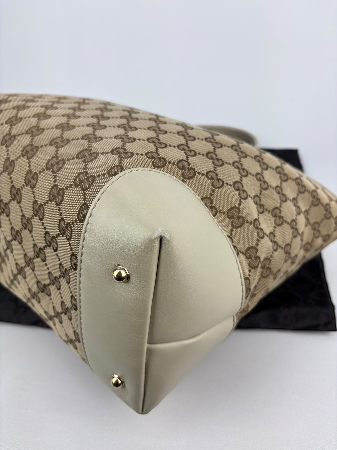 Gucci Sukey Segeltuch Handtaschen