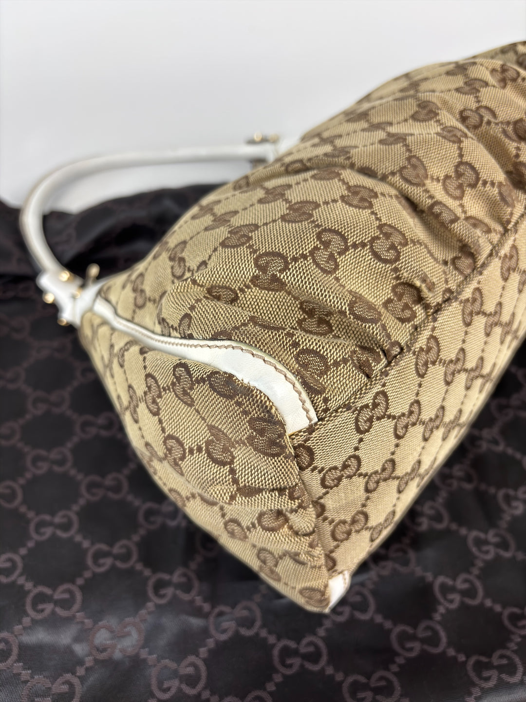 Gucci Vintage Abbey D-Ring Hobo Bag