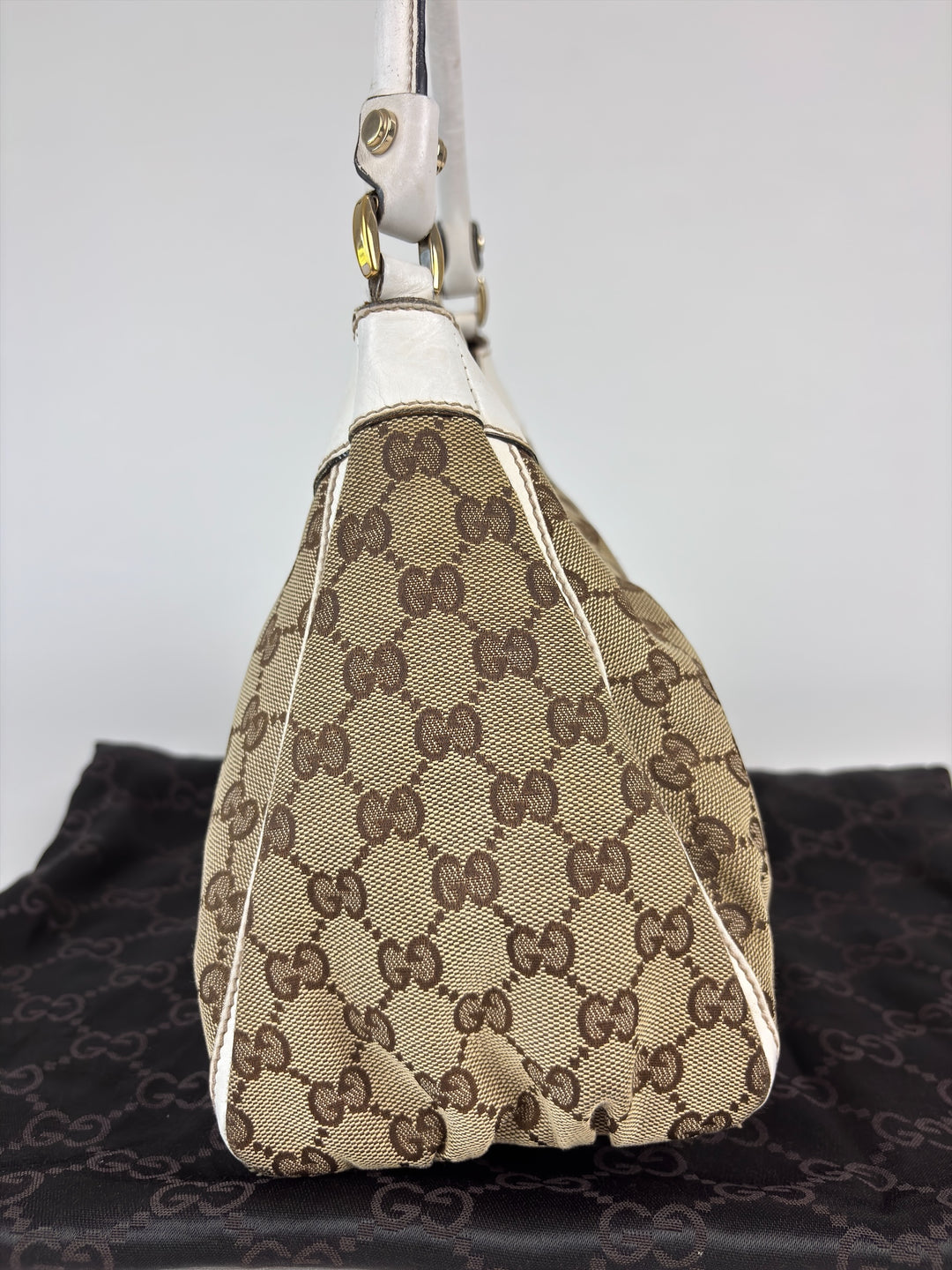 Gucci Vintage Abbey D-Ring Hobo Bag