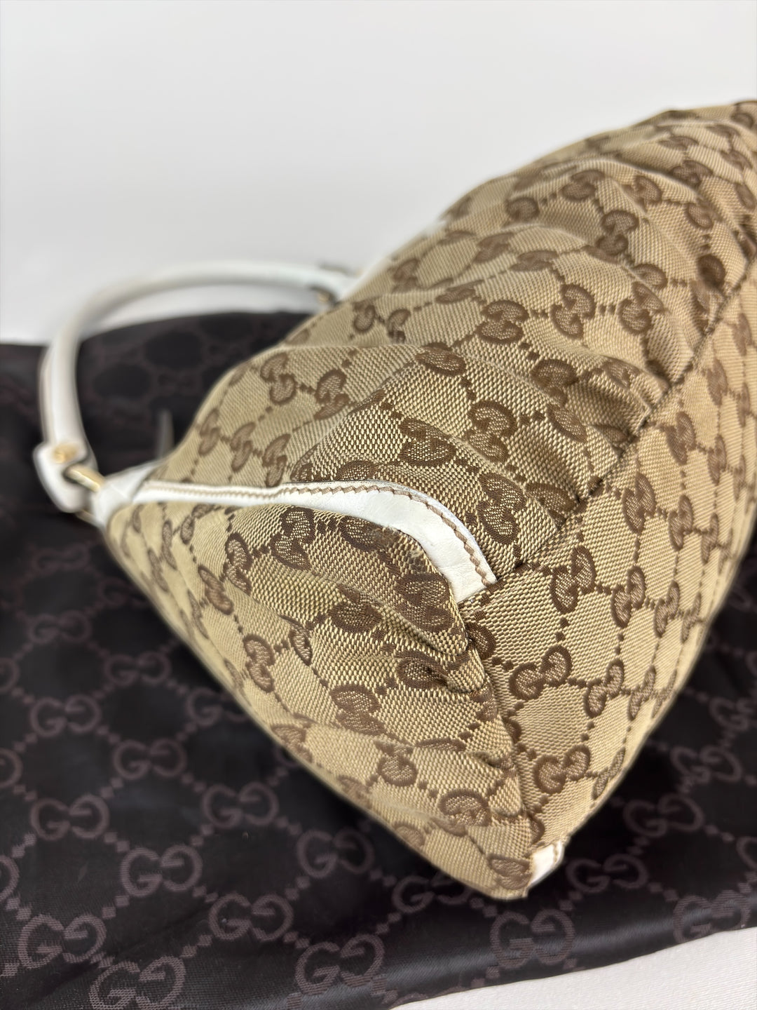 Gucci Vintage Abbey D-Ring Hobo Bag