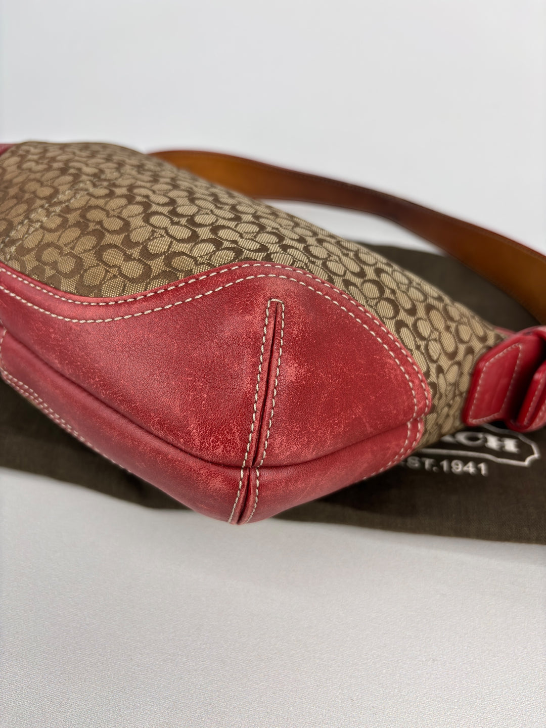 Coach Signature Sufflette
